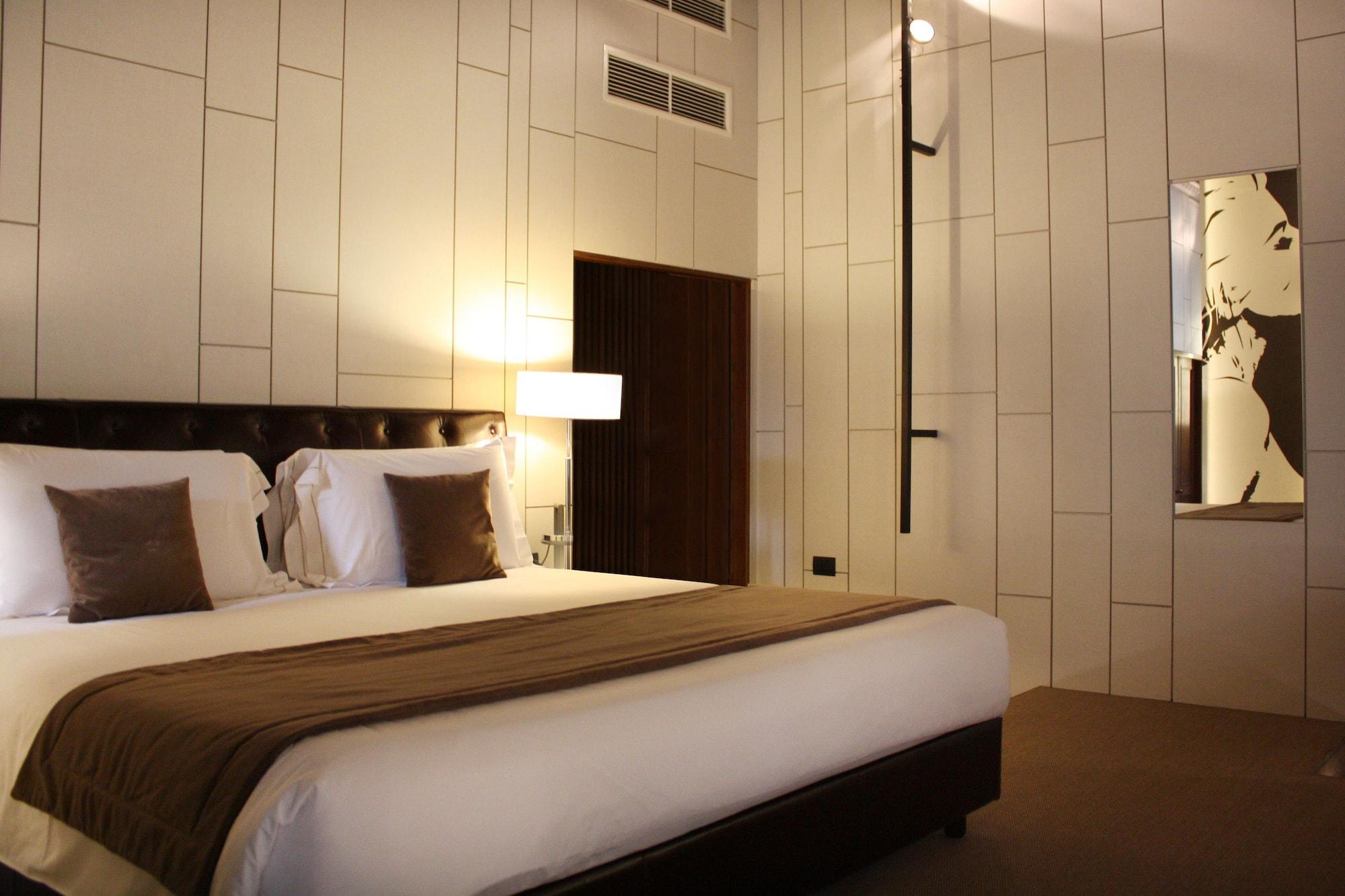 Piazza Del Gesu' Luxury Suites Rome Exterior photo